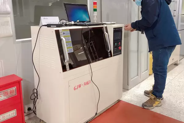 电压击穿50E-台达·中达电子