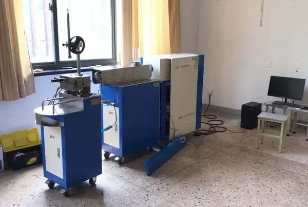 转矩混炼器挤出机-绍兴文理学院